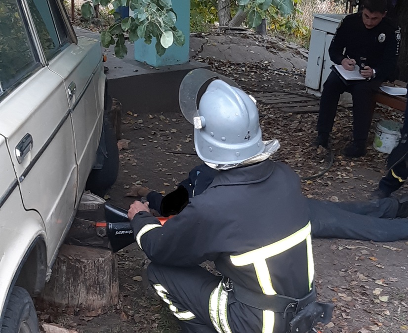 Автомобіль розчавив чоловіка під Кропивницьким