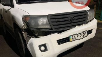 Киев: прошу помощи в поиске виновника аварии на Большой Окружной (недалеко от Soсаr)