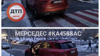 В Киве девушка на Mercedes 10 минут стояла на пешеходном переходе у школы, ограничивая обзор